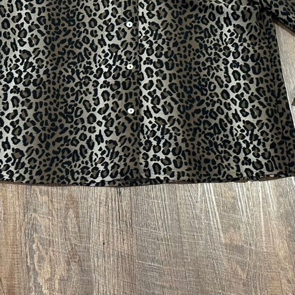Vnitage Lauren Lee Womens Sz 8 Short Sleeve animal print Button Up career Blouse - Picture 6 of 8
